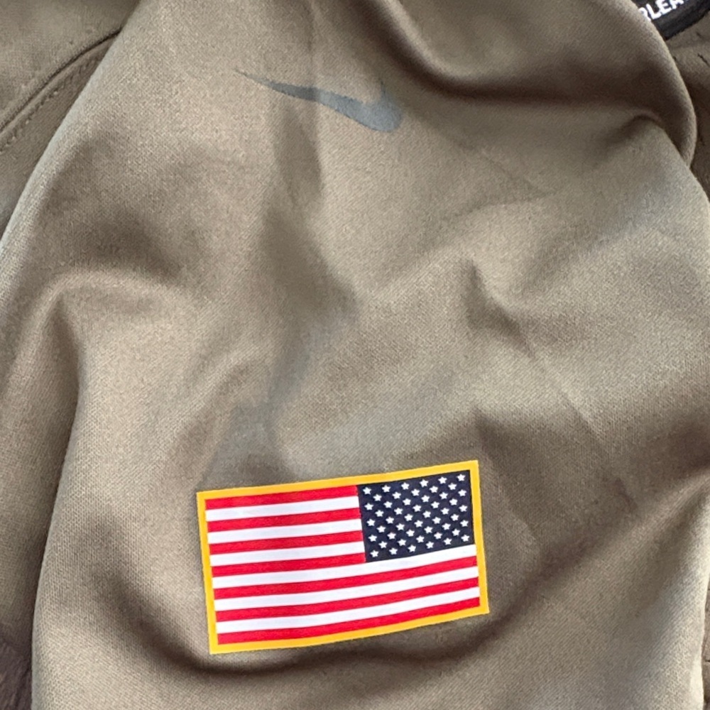 Kids XL (18/20) Salute to Service Michael Thomas New Orleans Saints Jersey - Picture 5 of 7